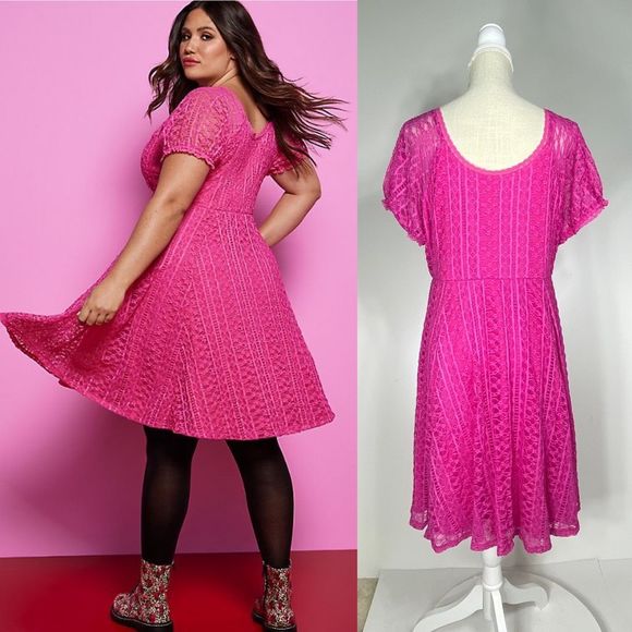 TORRID x BETSEY JOHNSON FIT & FLARE PUFF SLEEVE MINI DRESS - PINK, size 1 - Picture 3 of 17